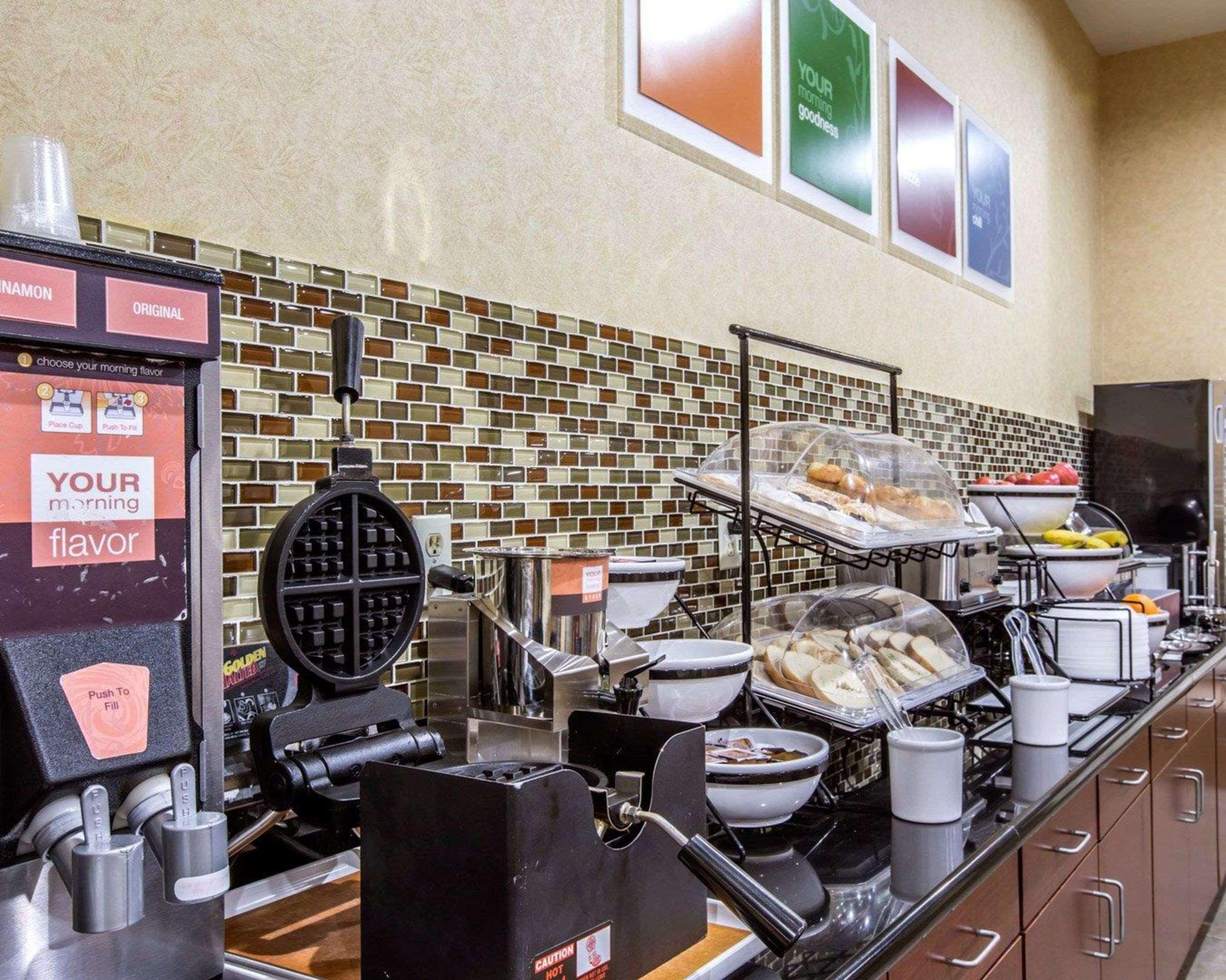 Comfort Inn & Suites Rogersville Buitenkant foto