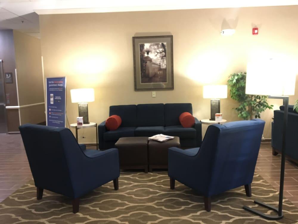 Comfort Inn & Suites Rogersville Buitenkant foto