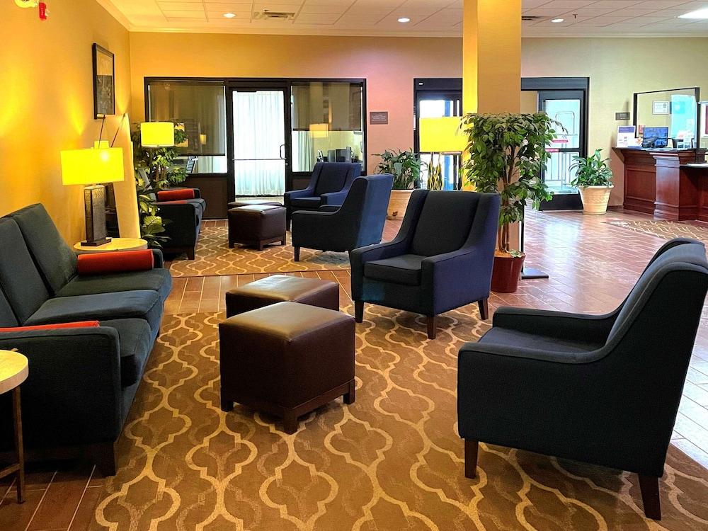 Comfort Inn & Suites Rogersville Buitenkant foto