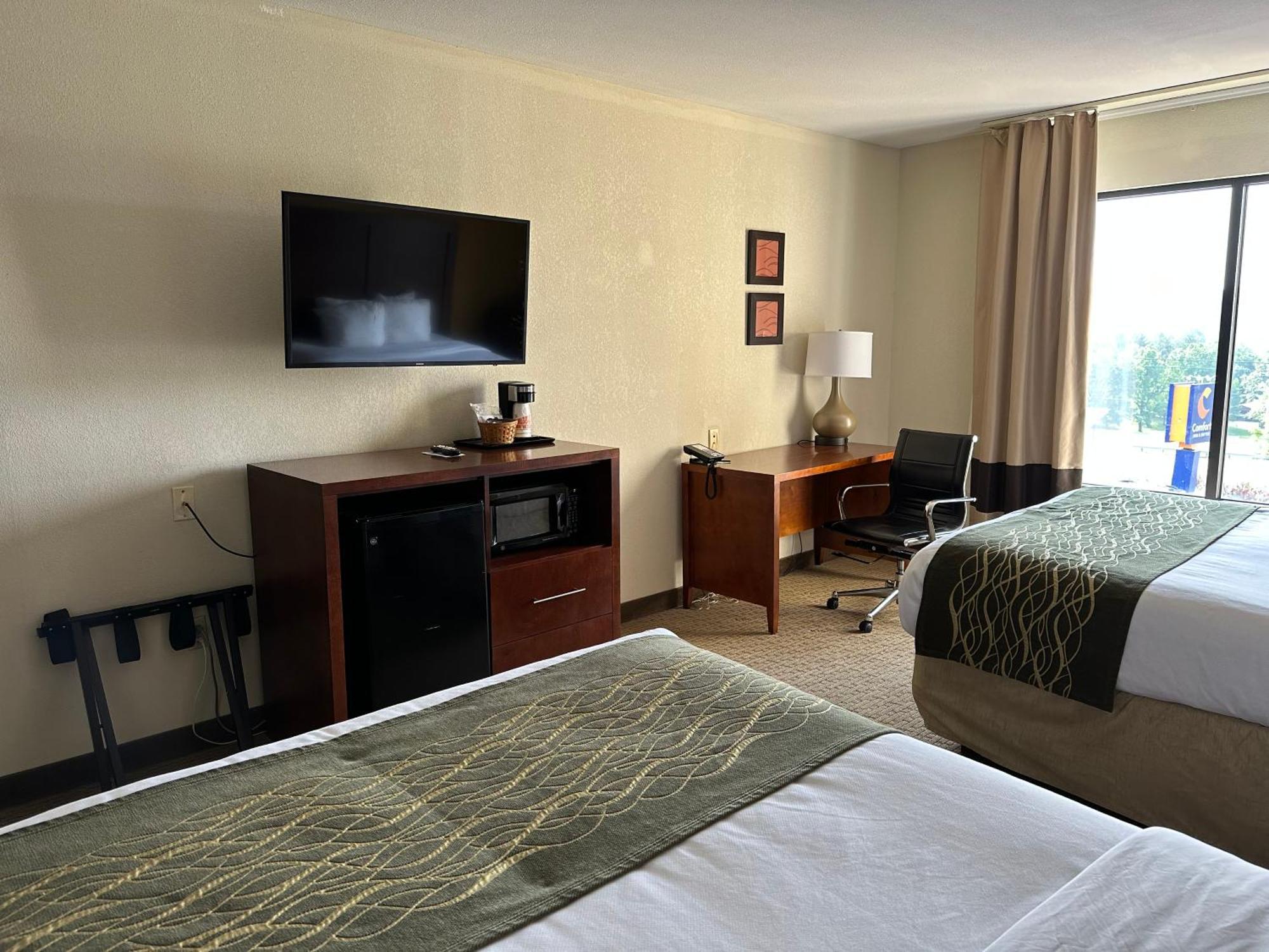 Comfort Inn & Suites Rogersville Buitenkant foto