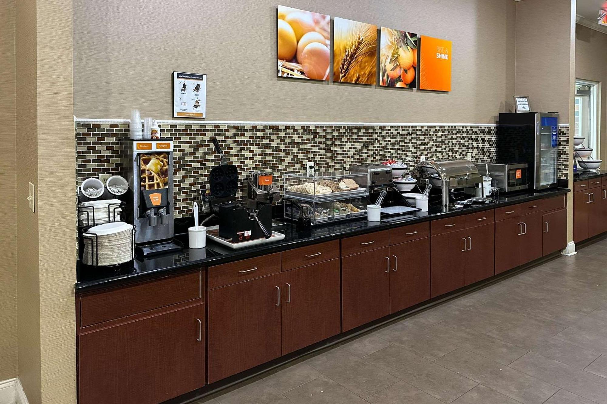 Comfort Inn & Suites Rogersville Buitenkant foto