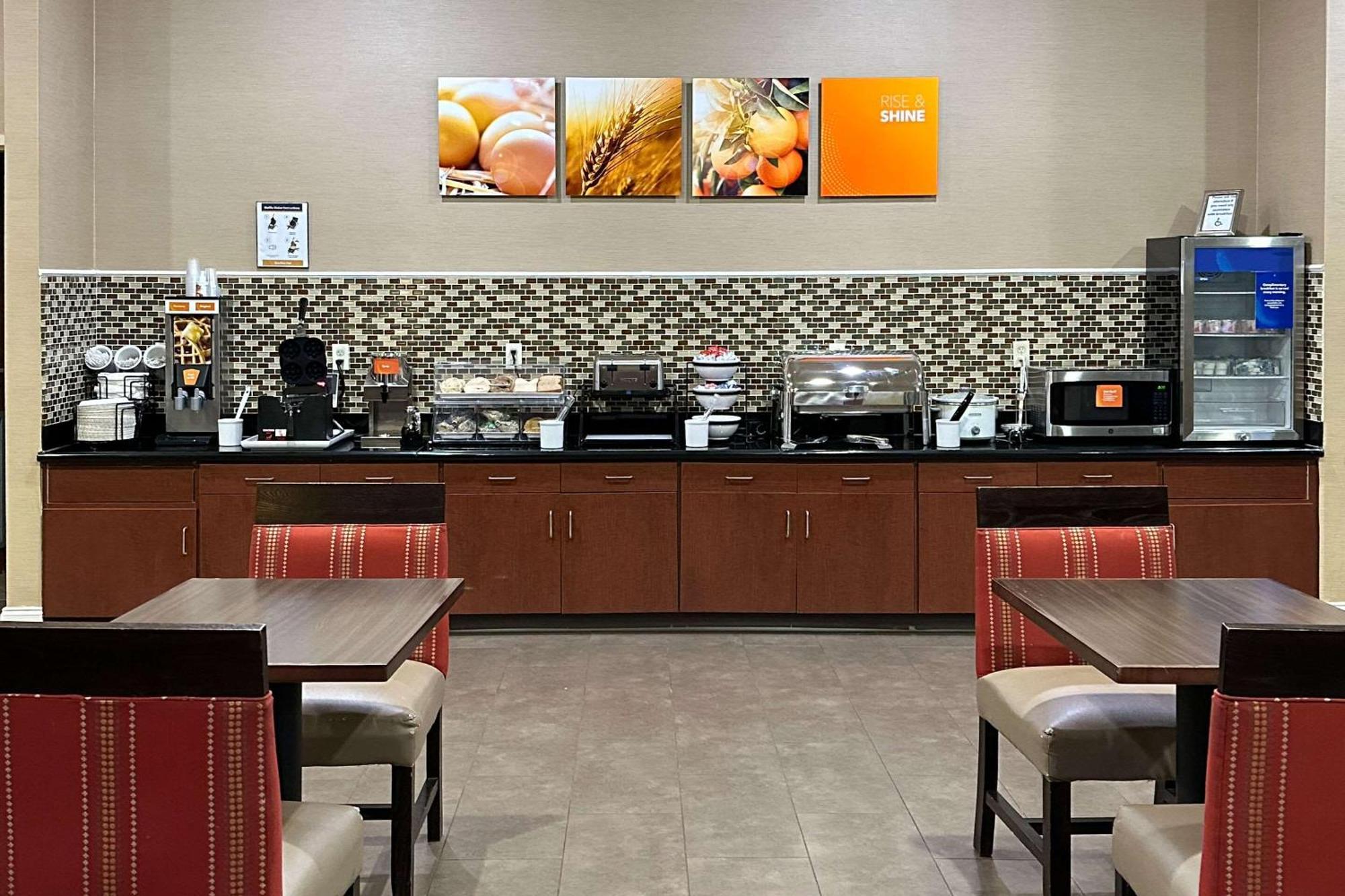 Comfort Inn & Suites Rogersville Buitenkant foto